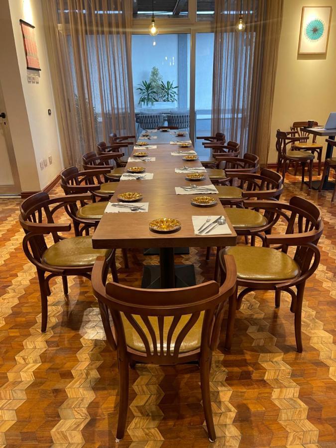 Social House Bed & Breakfast Адис Абеба Екстериор снимка