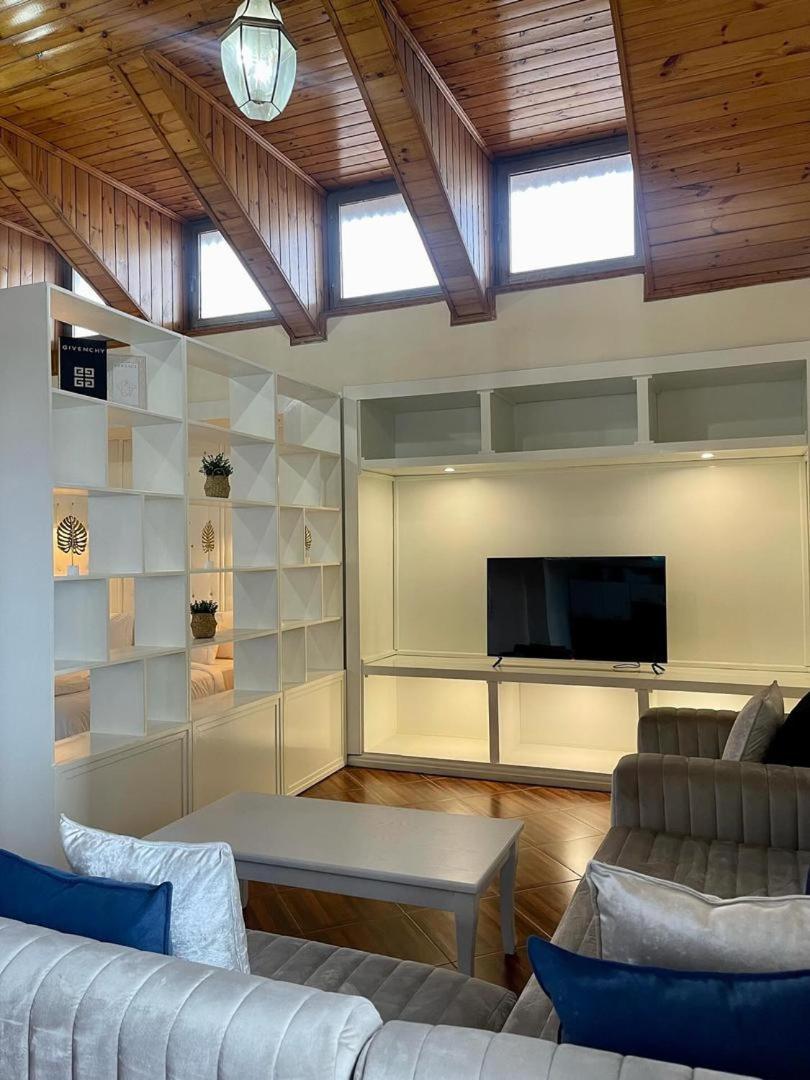 Social House Bed & Breakfast Адис Абеба Екстериор снимка