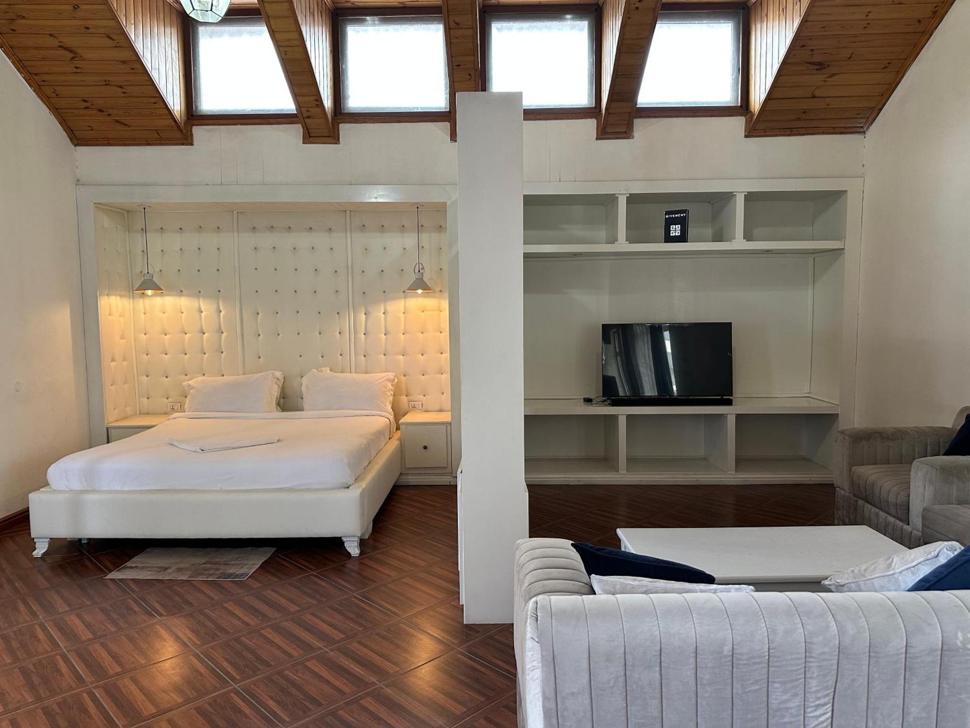 Social House Bed & Breakfast Адис Абеба Екстериор снимка